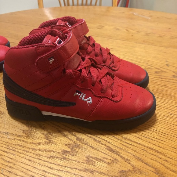 fila shoes size 2
